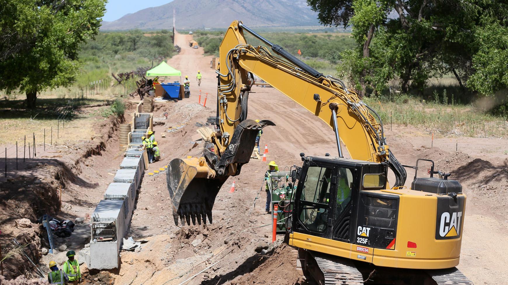 As monsoons loom, feds 'roll the dice' on building border wall in San Pedro River